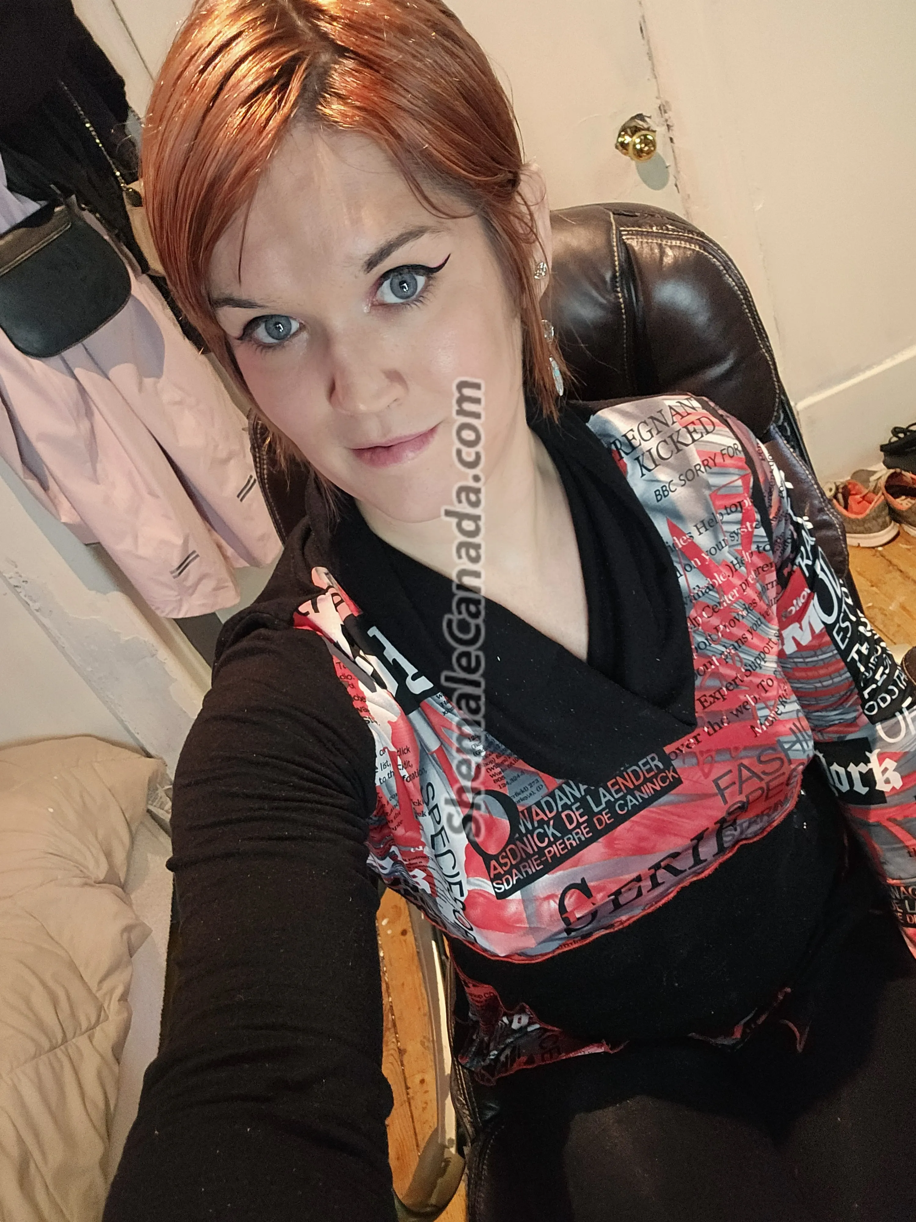 Feed Photo