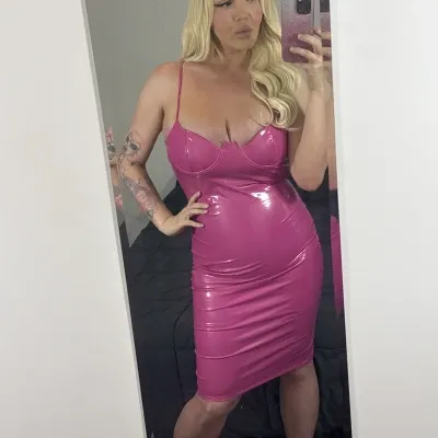 Feed Photo