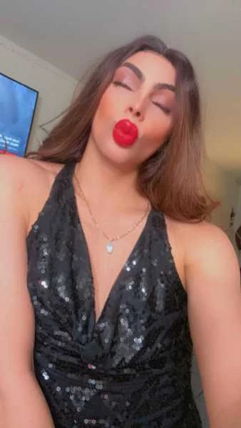 Photo 4 of Valentina