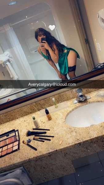 Photo 3 of Avery