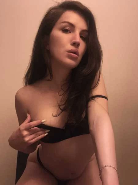 Avatar of ellethedoll