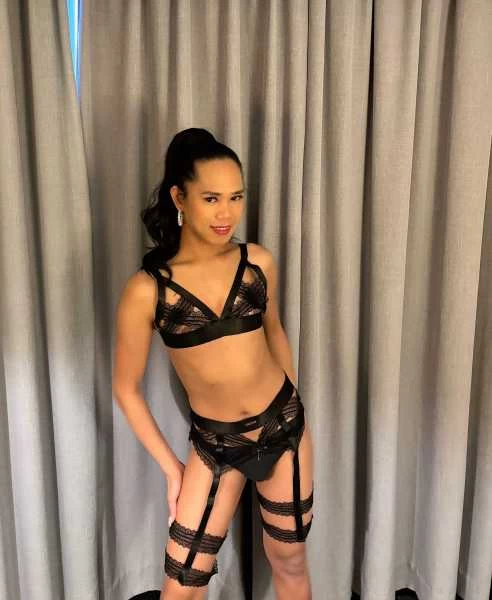 Photo 16 of Nicole La