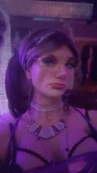 Photo 2 of Tiffany Angel