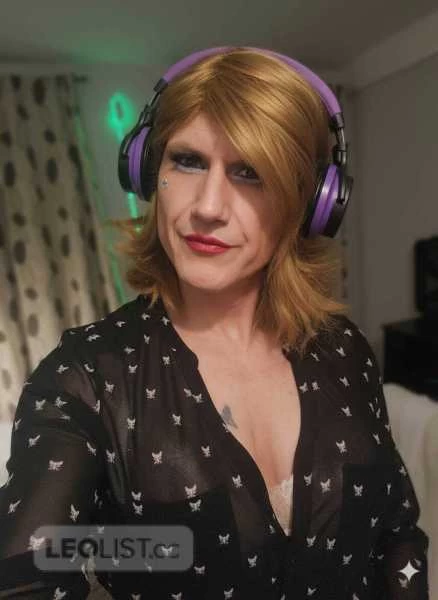 Photo 4 of Michelle  Rivers