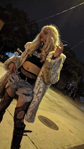 Photo 9 of Doll