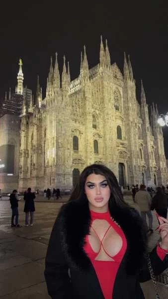 Photo 9 of QUEEN ELIZEH 437 907 9201