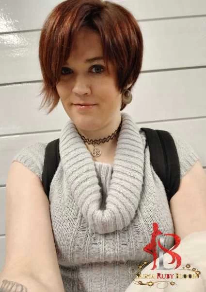 Default main photo