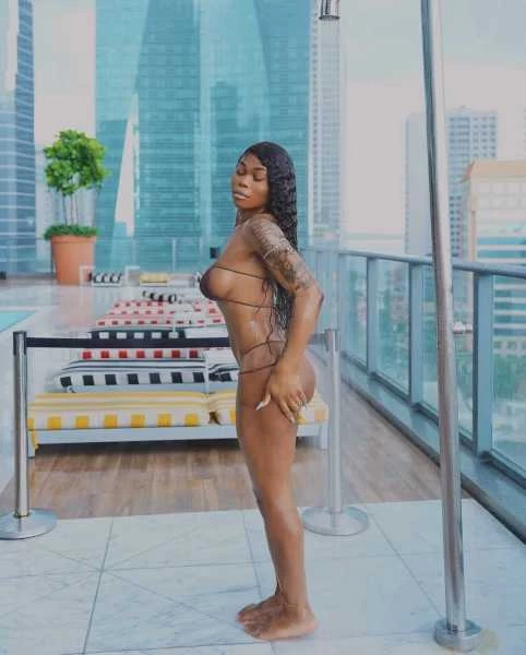 Photo 2 of Riri