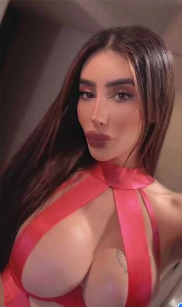 Photo 11 of Grezia Fox