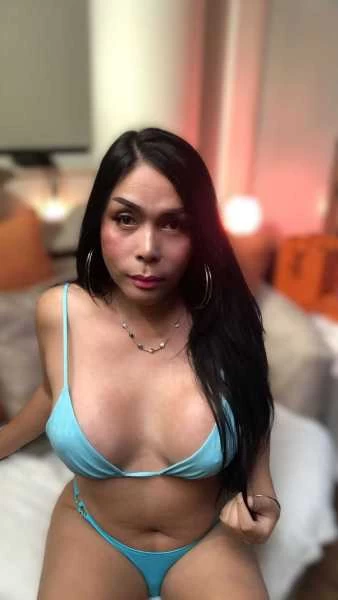 Photo 3 of Isa Marie