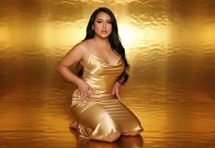 Photo 7 of kendra tolentino