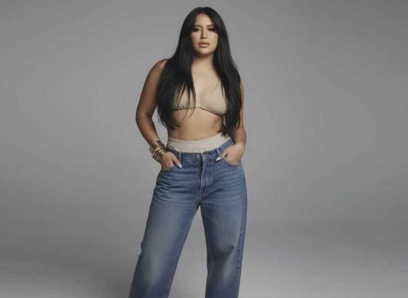 Photo 11 of kendra tolentino