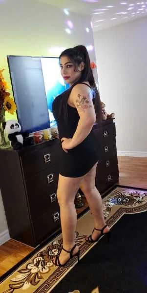 Photo 4 of Madleen Love