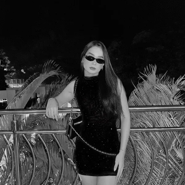 Photo 6 of Sarah Will
