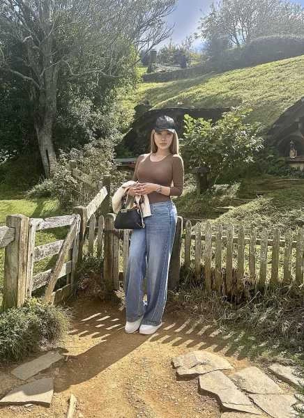 Photo 12 of KimTs.