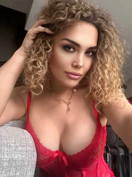 Photo 25 of CURRENTLY in LONDON available till 29.th noon  (next Burlington, Barrie)