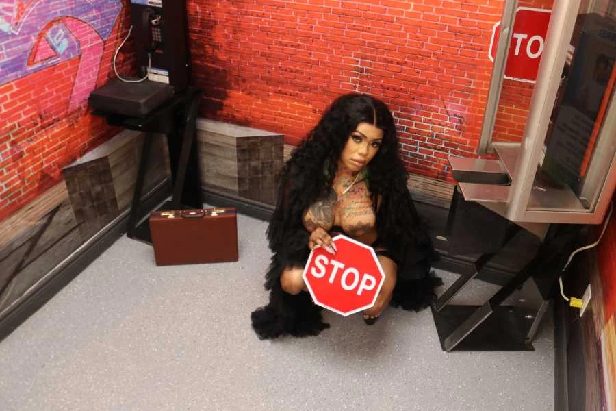 Photo 5 of LAST DAY! MAR 31!  CALGARY AIRPORT! Cherry!