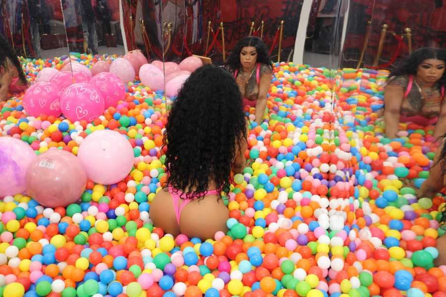 Photo 10 of LAST DAY! MAR 31!  CALGARY AIRPORT! Cherry!