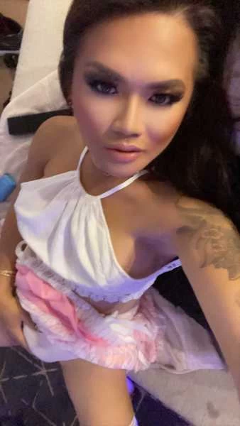 Photo 22 of Nikka Rose