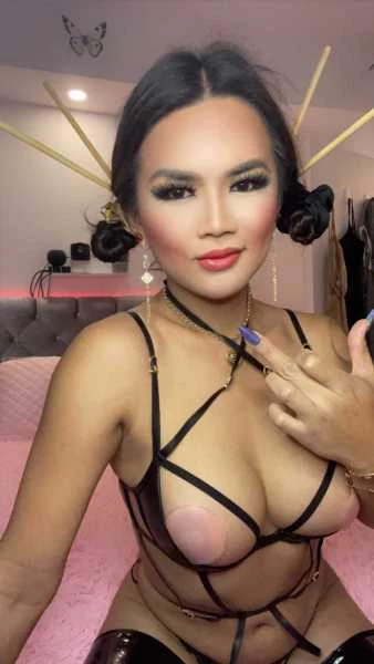 Photo 37 of Nikka Rose