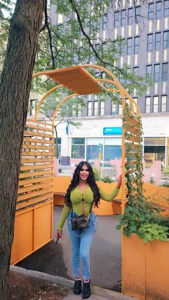 Photo 3 of VIP. Naughty