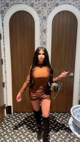 Photo 31 of VIP. Naughty