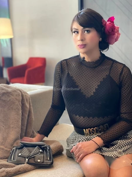 Photo 9 of Sofia Rose