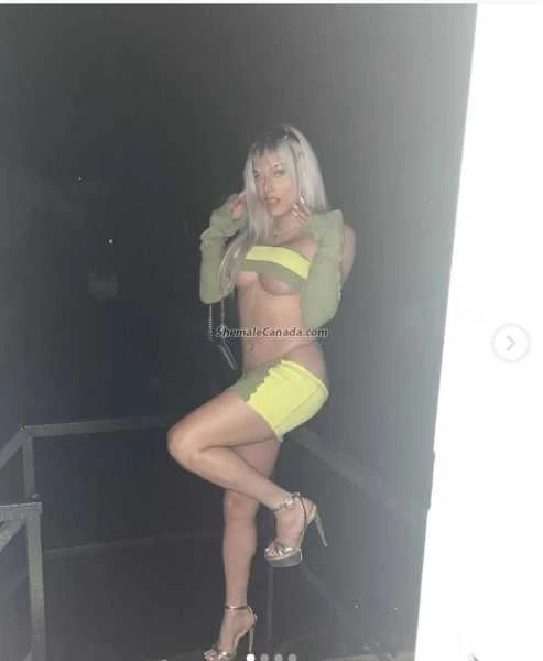 Photo 2 of Nicole
