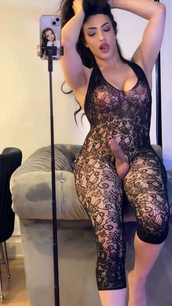 Photo 40 of Ella Montreal