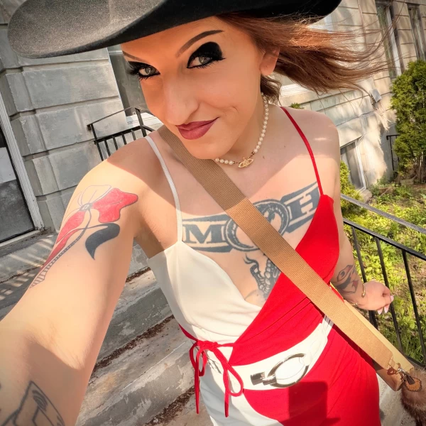 Photo 44 of Stephanie May