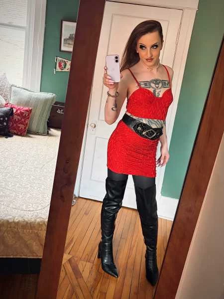 Photo 31 of Stephanie May