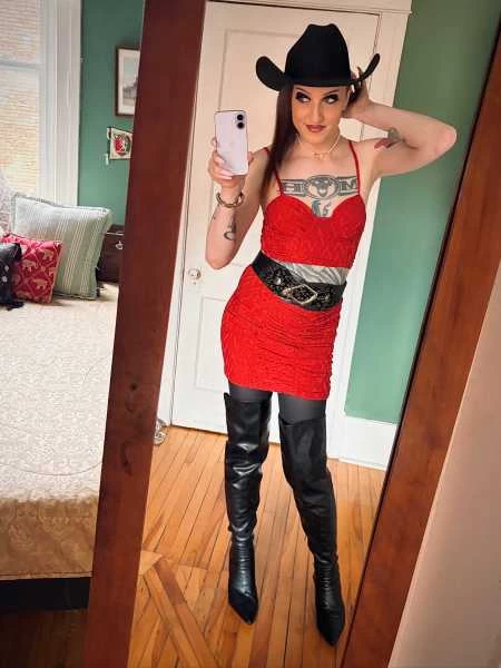 Photo 32 of Stephanie May