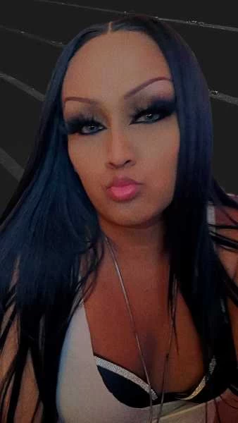 Photo 3 of Stevii Sixxx