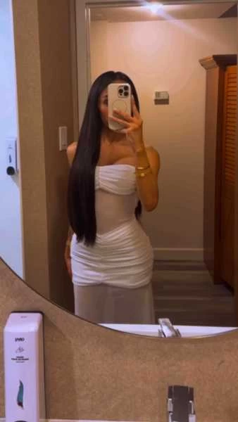 Photo 19 of FILIPINA ATHEINA LAST NIGHT