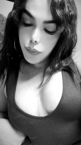 Photo 9 of KAROL LATIN GIRL